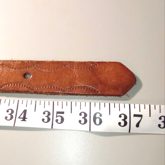 Vintage Hand Crafted Tan Western Tooled Leather Name "Mary" Women's Belt Size 32 - Picture 12 of 13